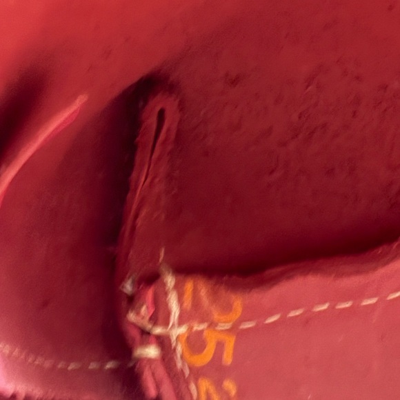 Portland Leather AP Mini Crossbody in Margot - Picture 6 of 7